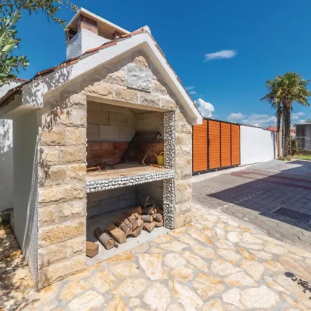 Five-bedroom Holiday In *